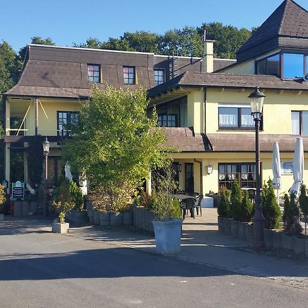 Landhotel Zum Doppeldecker Kirchen  Exterior foto